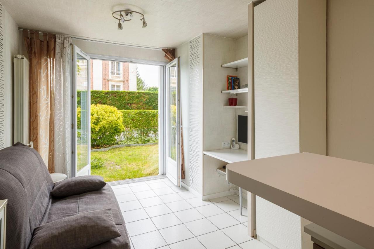 Superbe Appartement Au Coeur De Versalles Exterior foto